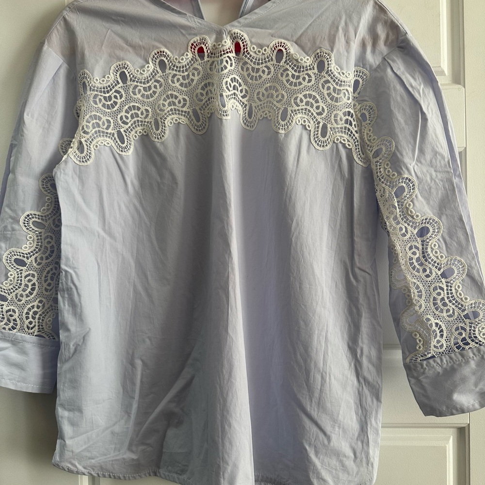 Elegant Blouse with Lace Detail